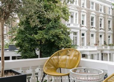 The Bengal Tiger: 2bd apt rich with character