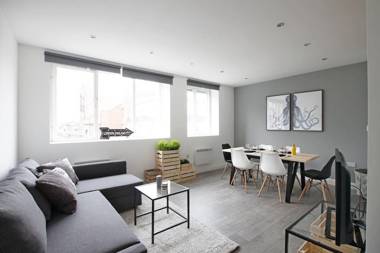 Central London Old Street Flat by Everywhere to Sleep London