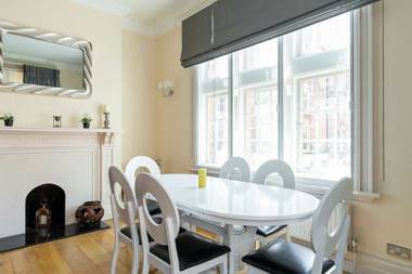 5-bedroom next to Selfridges