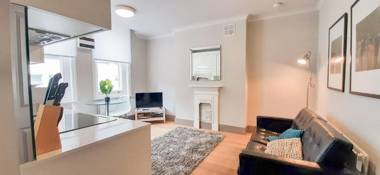 One Bed Serviced Apts near Oxford Street