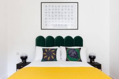 Bloomsbury Apartments by Flying Butler