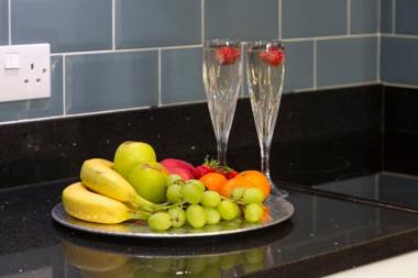 Deluxe Central City of London Apartments