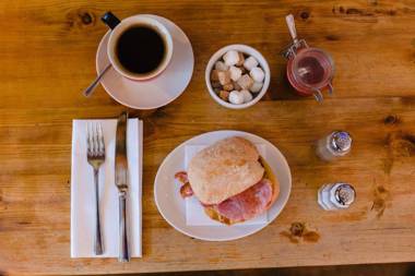 The Fitzrovia Belle Hotel