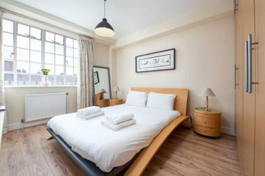CAPITAL One Bedroom Flat Chelsea Cloisters 724