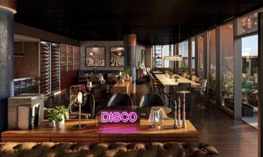 The Gantry London Curio Collection By Hilton