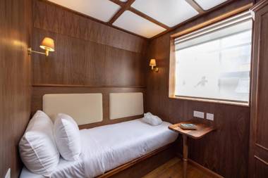 Limehouse Library Hotel