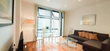 South Quay Apartments Canary Wharf