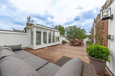 Veeve - Roof Terrace Views in Chelsea
