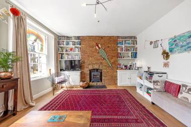 Veeve - Cosy in the Heart of Angel