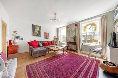 Veeve - Cosy in the Heart of Angel