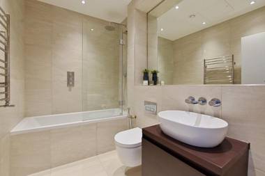 VAUXHALL BRIDGE ROAD by Q Apartments