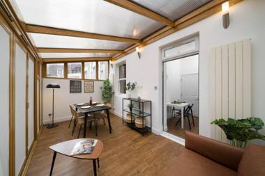 BRANDNEW! 2 BEDR/3 BEDS/25 BATH/ BEST LOCATION!!