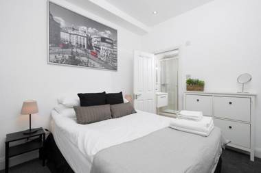 BRANDNEW! 2 BEDR/3 BEDS/25 BATH/ BEST LOCATION!!