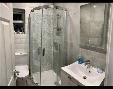 The Parkdale Suites Suite B