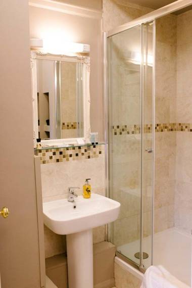 Prince of Wales - Townhouse