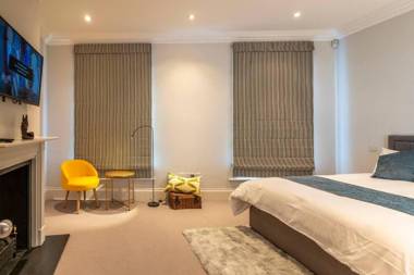 Spacious & Modern 3BRs house in central london