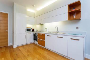 Veeve - Abstract Perspective