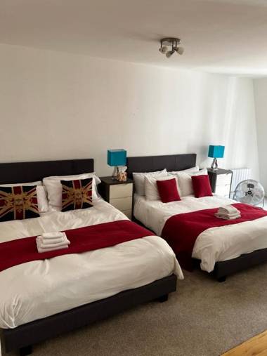 Mayfair Piccadilly - The Choice