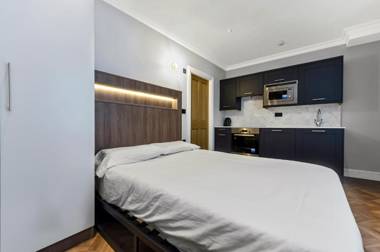 York Studios by Everywhere to Sleep London