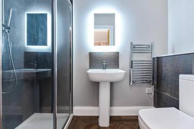 York Studios by Everywhere to Sleep London