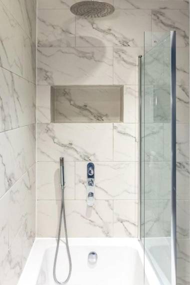 Stylish 1 Bedroom Flat in Fulham with Patio