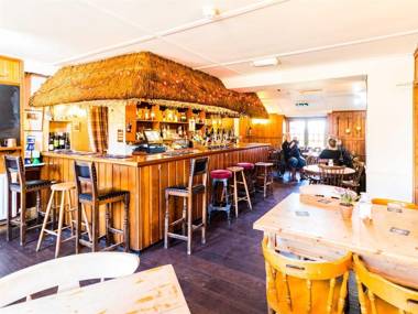 Three Horseshoes Inn