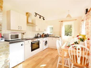 Whispering Pines Cottage West Bexington