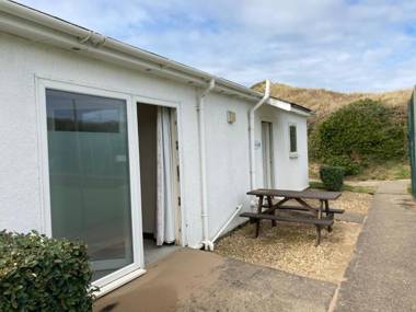 Walking On Waves Surf Camp & Lodge