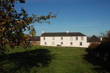 Pant Farmhouse
