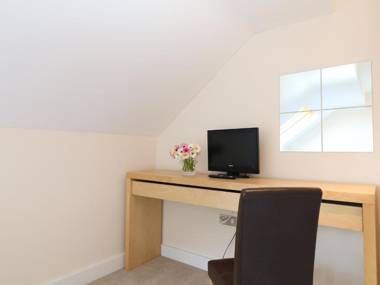 19 Bay Retreat Villas