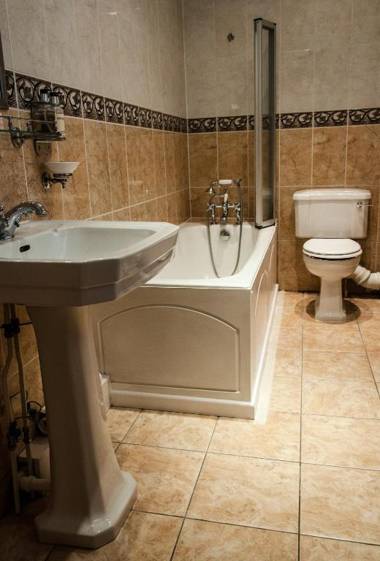 Franklins Apartments