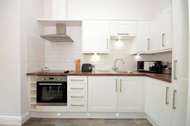 Apartment 4 The Keyes- Stunning & Stylish Apartment With Free Parking