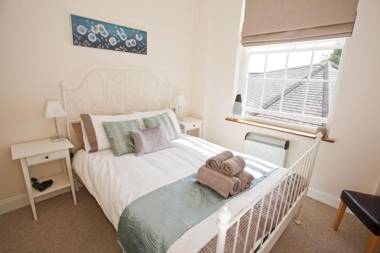 City Apartments - Buckingham Court