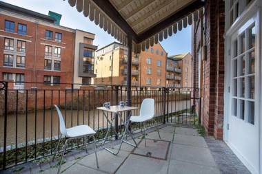 Waters Edge at Cocoa Suites