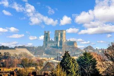 Windmill View Loft Apartment