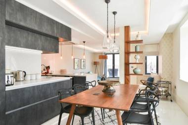 The Old Fire Station Luxury Apartment