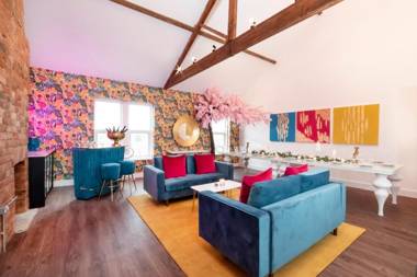 Innvigour Bespoke House