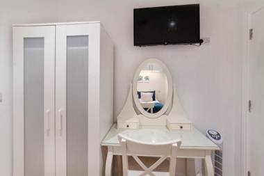 Henry Court Apartment 1