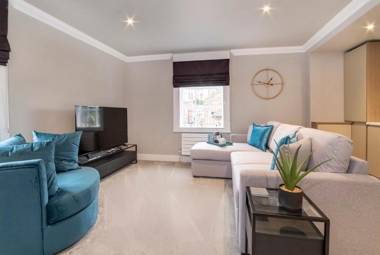 Bootham House Luxury apartment 7