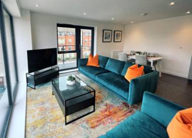 Icona Luxury Apartment - Minster Views & Allocated parking