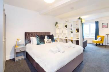 Abbotts Mews - Studio Apartment