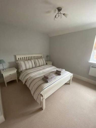 Immaculate 2-Bed Apartment in York City Centre