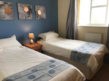 Halfway House Inn Country Lodge