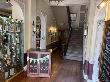 Manor Hotel by Greene King Inns