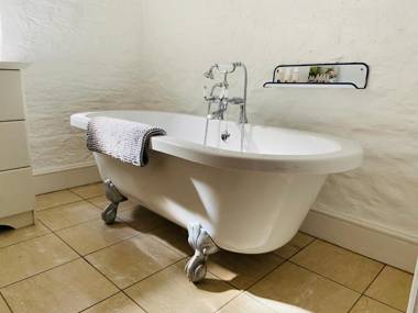 Beautiful barn conversion with wood-burning stove