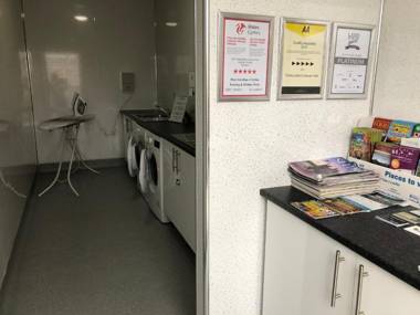 The Trotting Mare Caravan Park - Adults Only