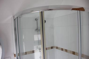 Beautiful Ensuite Beachfront Room Worthing Homestay