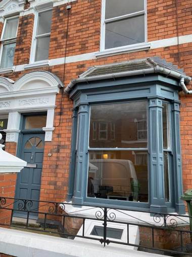 Beautiful 4 Bed House Worcester City Centre