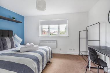 2 Bedroom House in Hales Orchard St Johns