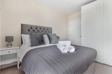 Cosy 2 Bed Apartment in Worcester City Centre